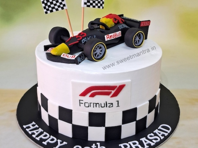 Formula 1 Racing car cake